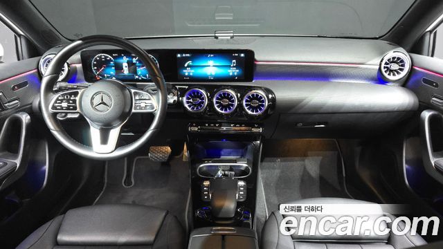 Mercedes-Benz A-Class A220 Hatchback
