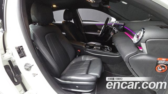 Mercedes-Benz A-Class A220 Hatchback