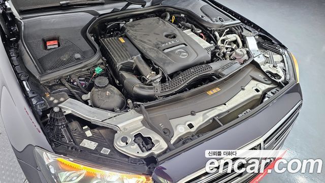 Mercedes-Benz E-Class E300e 4MATIC Exclusive