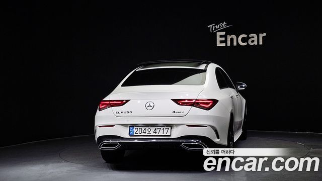 Mercedes-Benz CLA-Class CLA250 4MATIC
