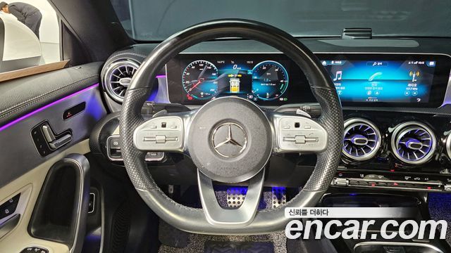 Mercedes-Benz CLA-Class CLA250 4MATIC