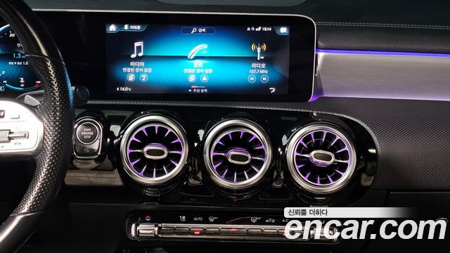 Mercedes-Benz CLA-Class CLA250 4MATIC