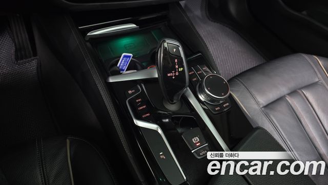 BMW 5-Series 520d Luxury Special Edition