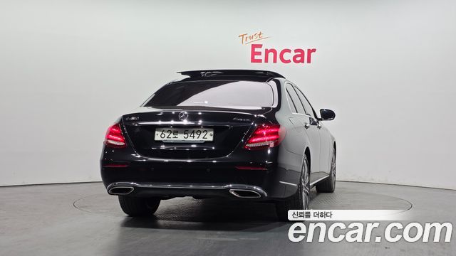 Mercedes-Benz E-Class E450 4MATIC Exclusive