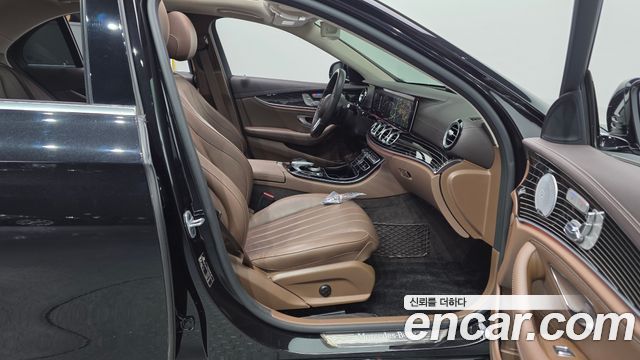 Mercedes-Benz E-Class E450 4MATIC Exclusive