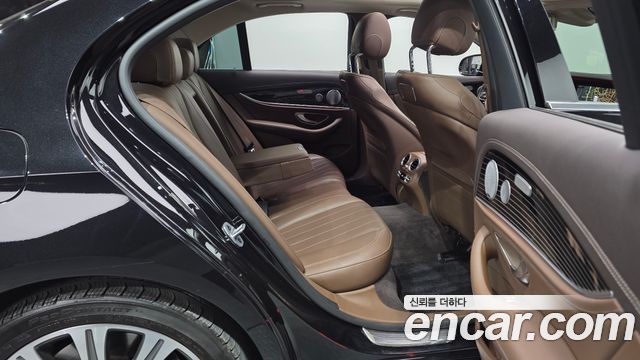 Mercedes-Benz E-Class E450 4MATIC Exclusive
