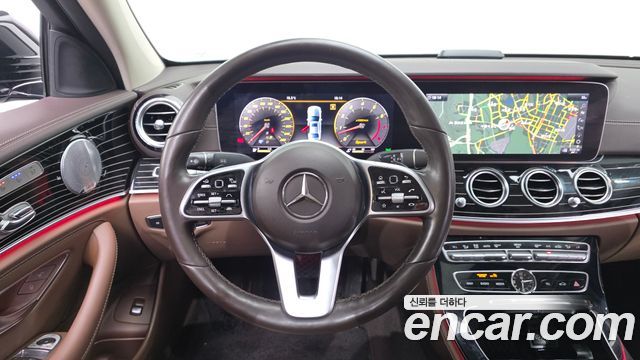 Mercedes-Benz E-Class E450 4MATIC Exclusive