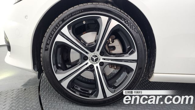 Mercedes-Benz C-Class C300 4MATIC Avantgarde