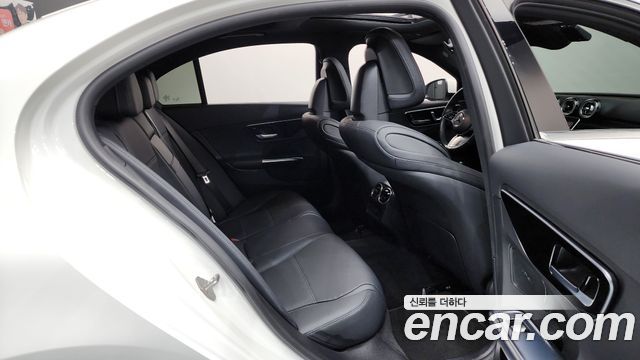 Mercedes-Benz C-Class C300 4MATIC Avantgarde