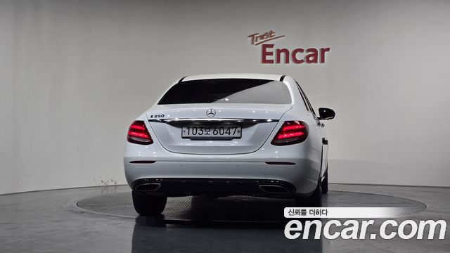 Mercedes-Benz E-Class E250 Avantgarde