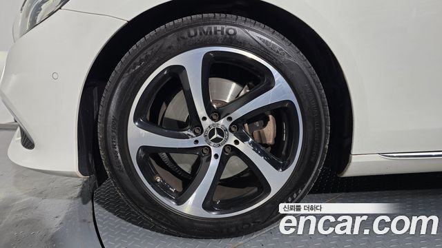 Mercedes-Benz E-Class E250 Avantgarde
