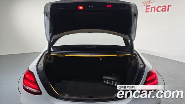 Mercedes-Benz E-Class E250 Avantgarde