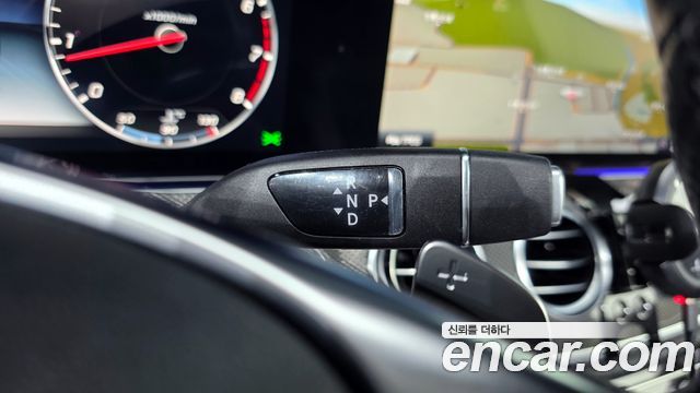 Mercedes-Benz E-Class E300 4MATIC AMG Line