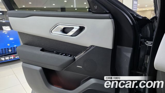 Land Rover Range Rover Velar 2.0 P400E Dynamic SE