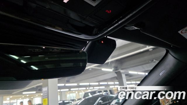 Land Rover Range Rover Velar 2.0 P400E Dynamic SE