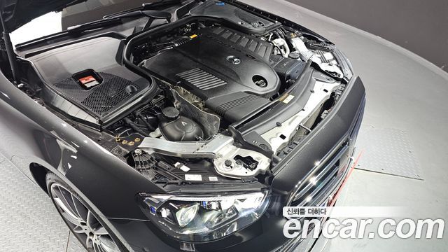 Mercedes-Benz E-Class E450 4MATIC Exclusive
