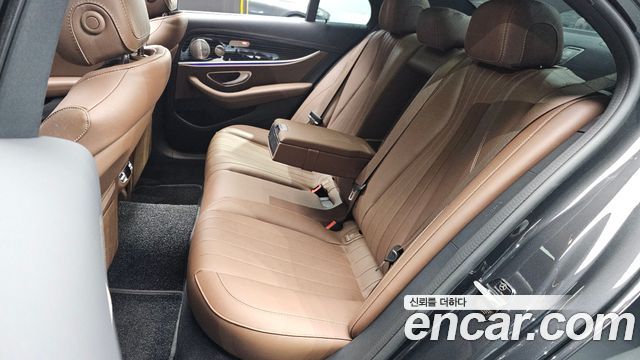 Mercedes-Benz E-Class E450 4MATIC Exclusive