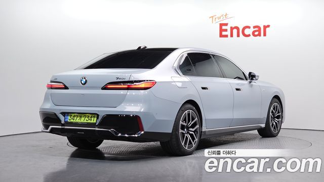 BMW 7-Series 740i xDrive M Sport