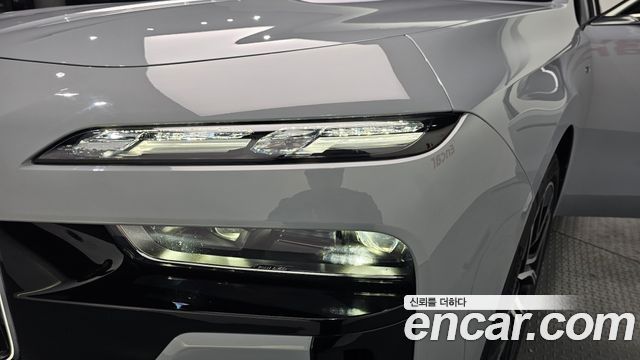 BMW 7-Series 740i xDrive M Sport
