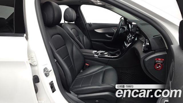 Mercedes-Benz C-Class C200 Avantgarde