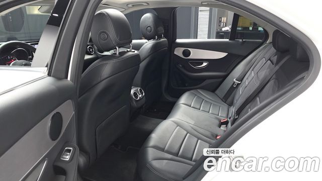 Mercedes-Benz C-Class C200 Avantgarde