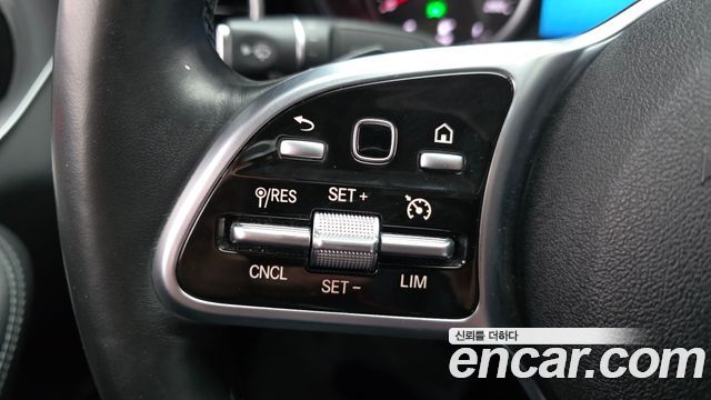 Mercedes-Benz C-Class C200 Avantgarde
