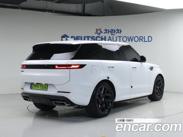 Land Rover Range Rover Sport P550E Dynamic HSE