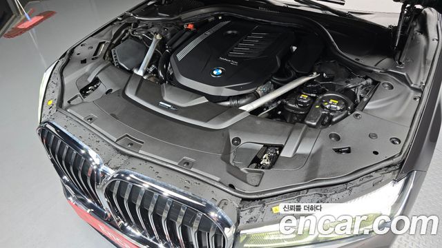 BMW 7-Series 740i Design Pure Excellence
