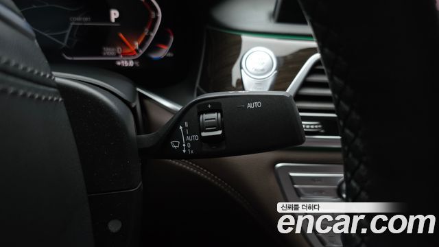 BMW 7-Series 740i Design Pure Excellence