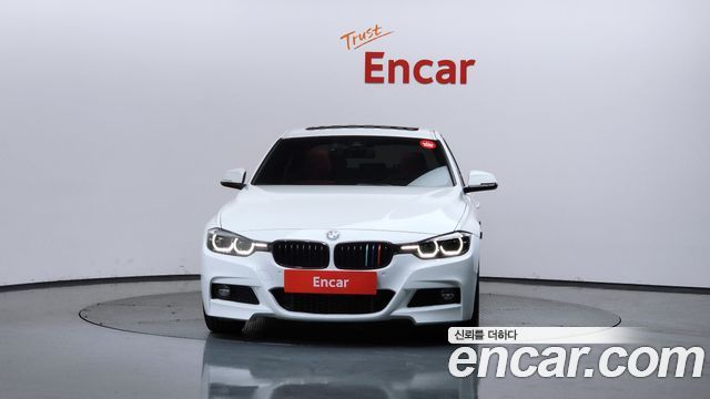 BMW 3-Series 330i M Sport Shadow