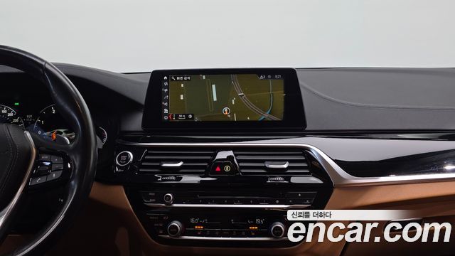 BMW 5-Series 520d Luxury Special Edition