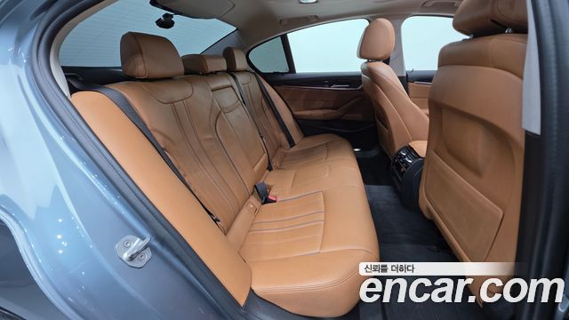 BMW 5-Series 520d Luxury Special Edition