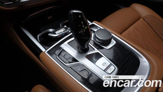BMW 7-Series 730d xDrive M Sport