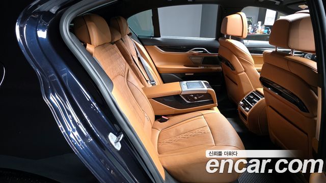 BMW 7-Series 730d xDrive M Sport