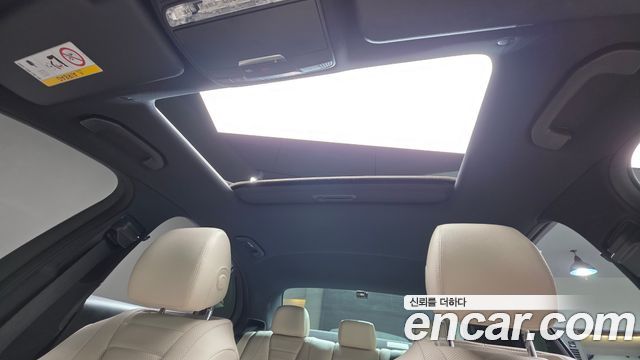 Mercedes-Benz E-Class E300e 4MATIC Exclusive