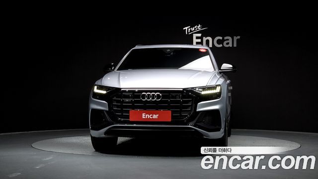 Audi Q8 55 TFSI Quattro Premium
