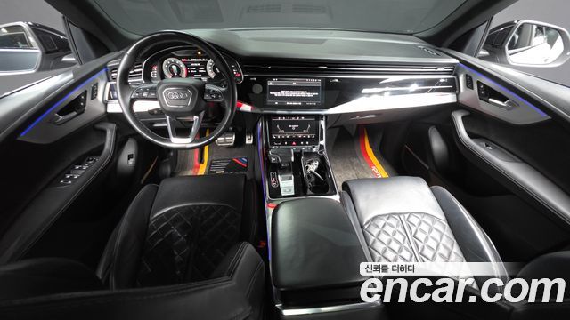 Audi Q8 55 TFSI Quattro Premium