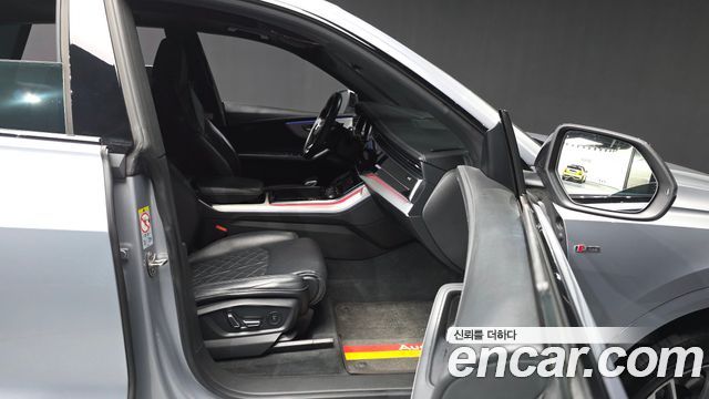 Audi Q8 55 TFSI Quattro Premium