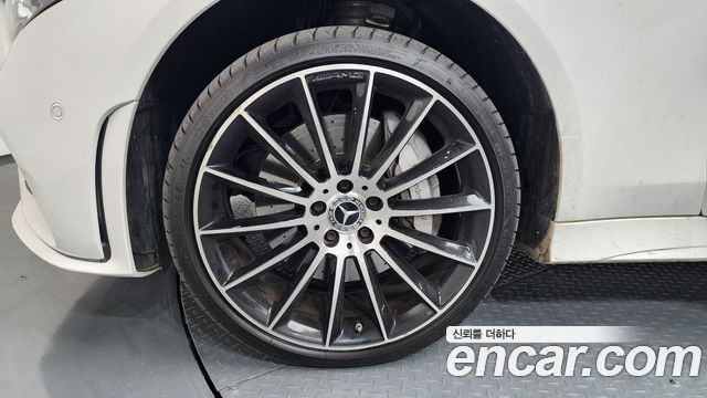 Mercedes-Benz CLS-Class CLS450 4MATIC AMG Line