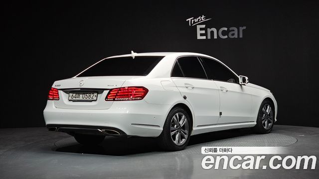 Mercedes-Benz E-Class E220 Bluetec Avantgarde