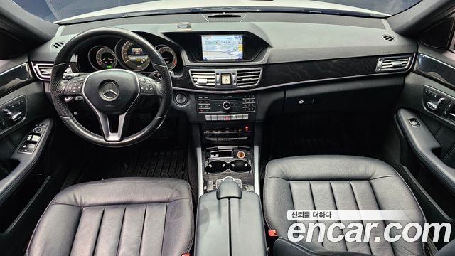 Mercedes-Benz E-Class E220 Bluetec Avantgarde