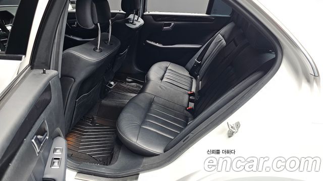 Mercedes-Benz E-Class E220 Bluetec Avantgarde