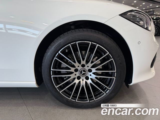 Mercedes-Benz C-Class C200 Avantgarde