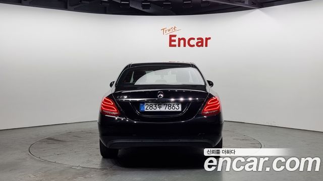 Mercedes-Benz C-Class C200