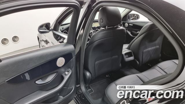 Mercedes-Benz C-Class C200