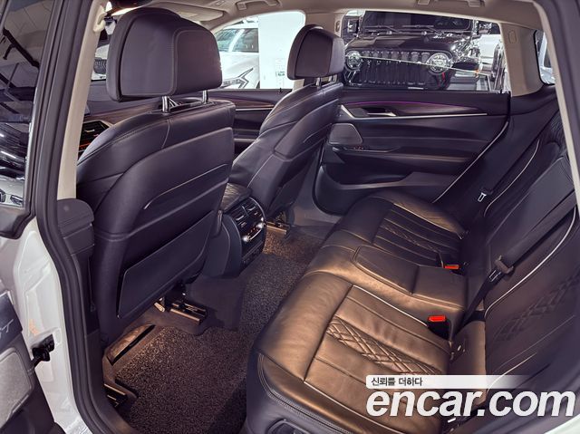 BMW Gran Turismo 640i xDrive Luxury