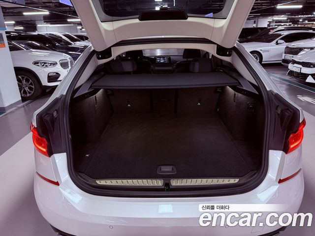 BMW Gran Turismo 640i xDrive Luxury