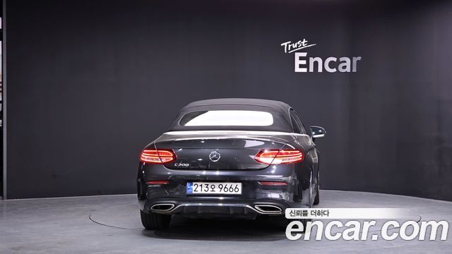 Mercedes-Benz C-Class C200 Cabriolet