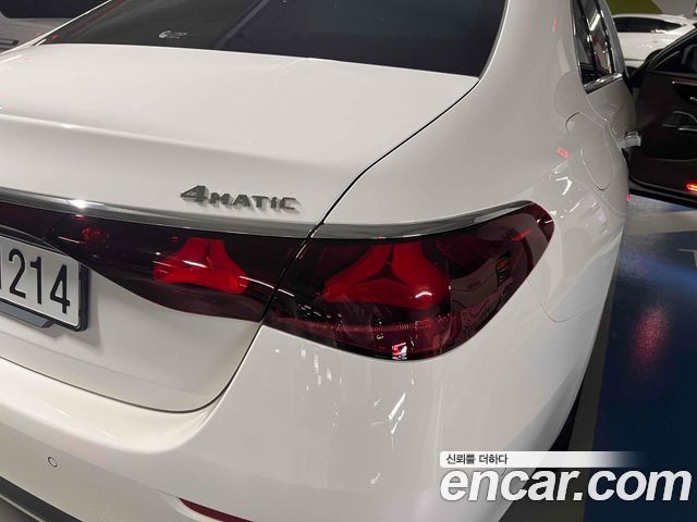 Mercedes-Benz E-Class E300 4MATIC Exclusive