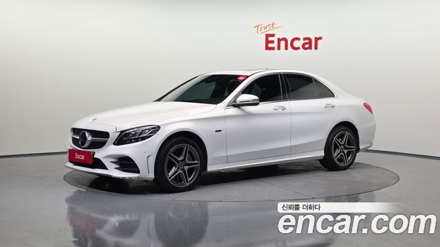 Mercedes-Benz C-Class C300e 4MATIC AMG Line